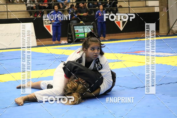 Buy your photos of the eventfight friends on Fotop