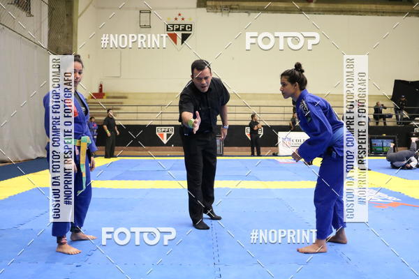 Buy your photos of the eventfight friends on Fotop