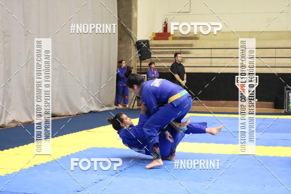 Buy your photos of the eventfight friends on Fotop