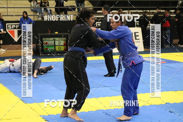 Buy your photos of the eventfight friends on Fotop