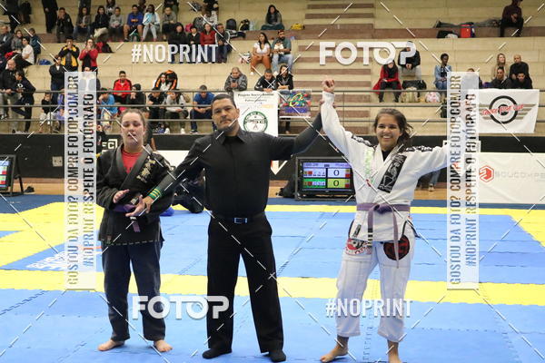 Buy your photos of the eventfight friends on Fotop