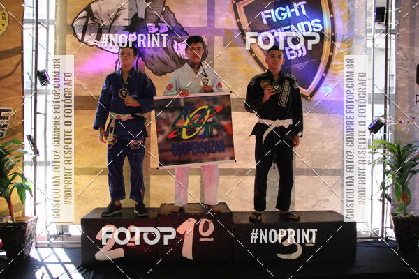 Compre suas fotos do eventofight friends no Fotop