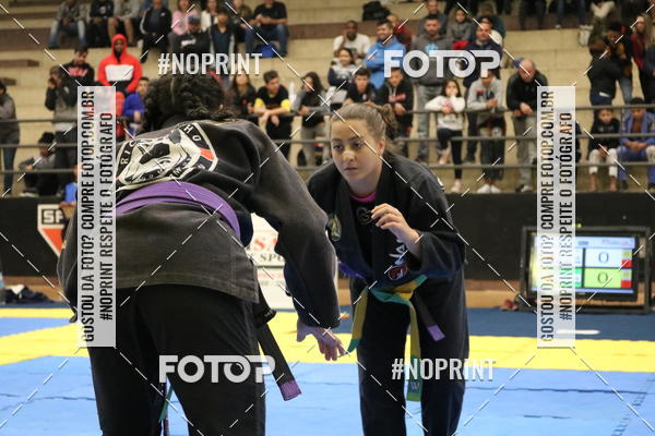 Buy your photos of the eventfight friends on Fotop