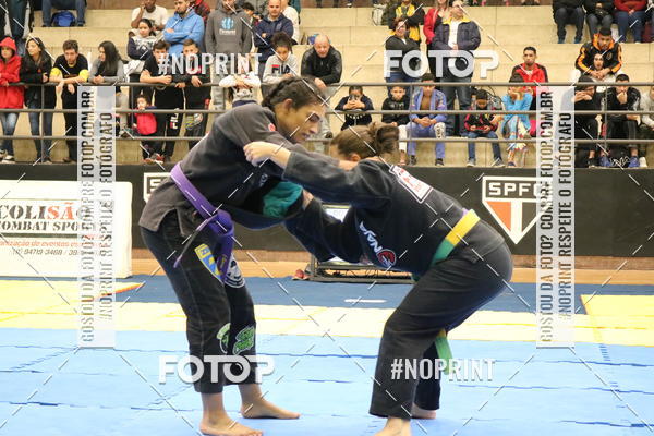 Buy your photos of the eventfight friends on Fotop