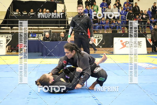 Buy your photos of the eventfight friends on Fotop