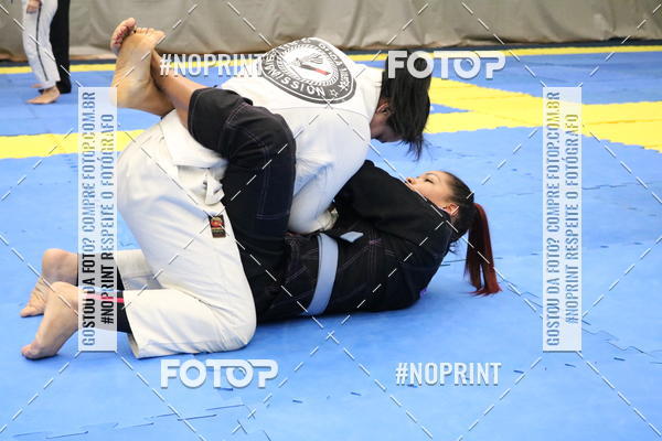 Buy your photos of the eventfight friends on Fotop