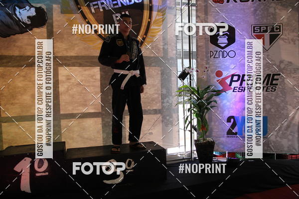 Compre suas fotos do eventofight friends no Fotop