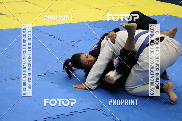 Buy your photos of the eventfight friends on Fotop