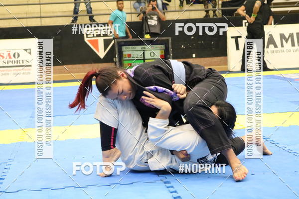 Buy your photos of the eventfight friends on Fotop