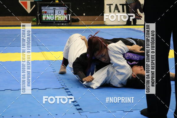 Buy your photos of the eventfight friends on Fotop