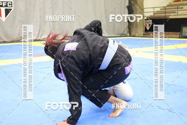 Buy your photos of the eventfight friends on Fotop