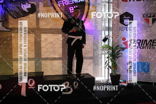 Compre suas fotos do eventofight friends no Fotop