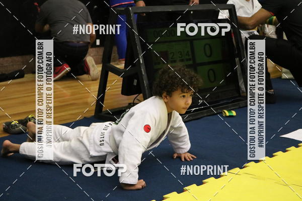 Buy your photos of the eventfight friends on Fotop