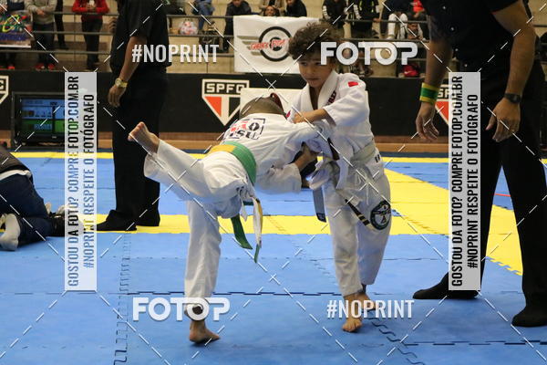 Buy your photos of the eventfight friends on Fotop