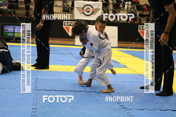 Buy your photos of the eventfight friends on Fotop