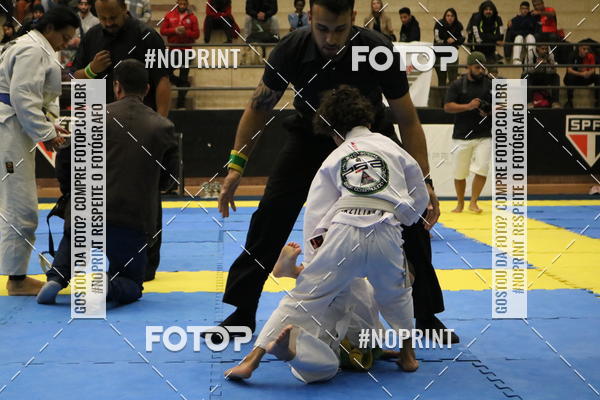 Buy your photos of the eventfight friends on Fotop