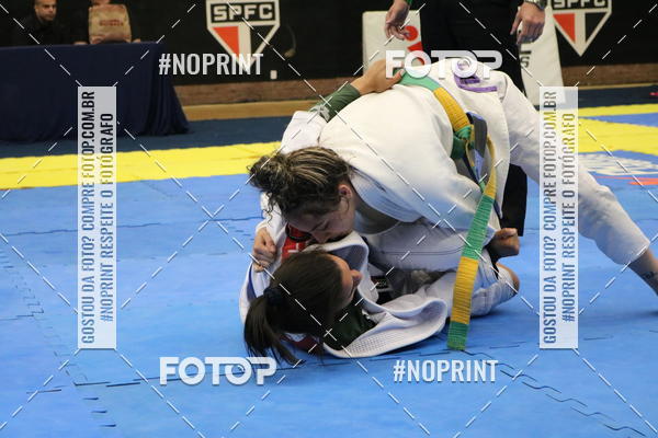 Buy your photos of the eventfight friends on Fotop