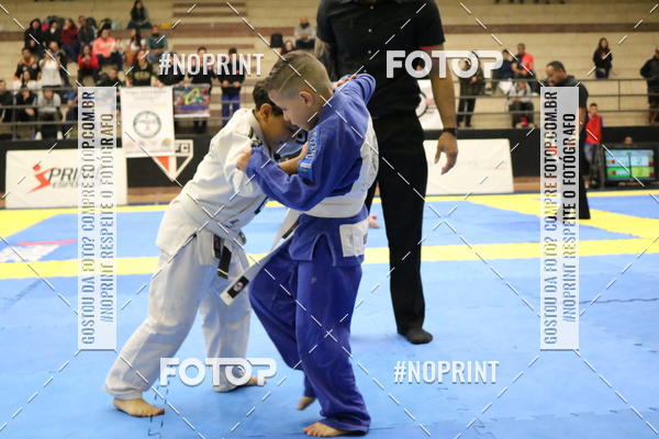 Buy your photos of the eventfight friends on Fotop