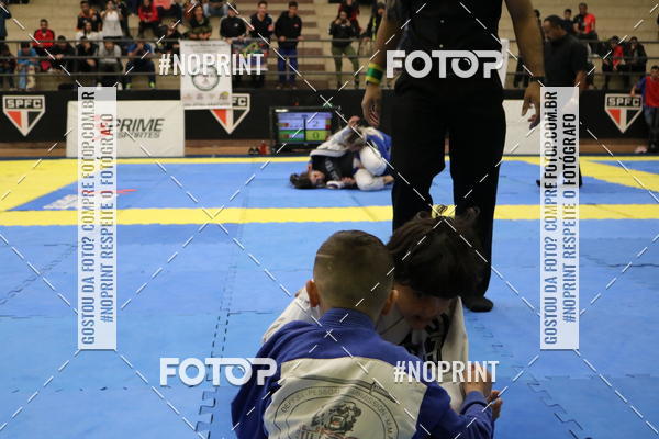 Buy your photos of the eventfight friends on Fotop