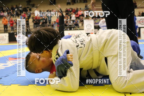 Buy your photos of the eventfight friends on Fotop