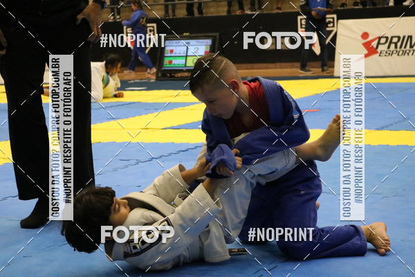 Buy your photos of the eventfight friends on Fotop