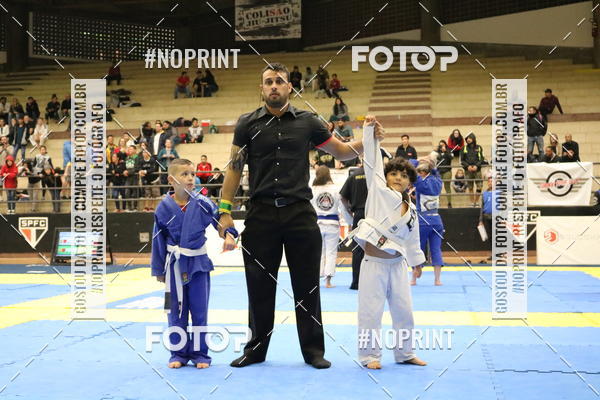 Buy your photos of the eventfight friends on Fotop