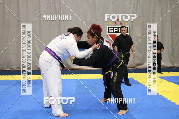 Buy your photos of the eventfight friends on Fotop