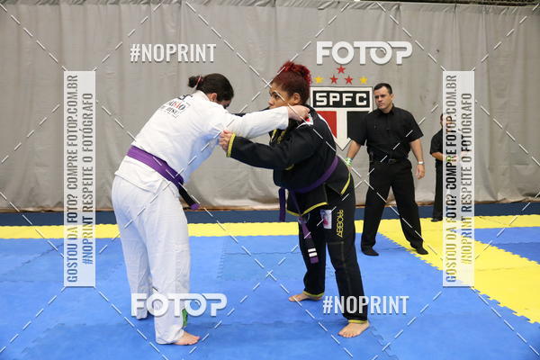 Buy your photos of the eventfight friends on Fotop