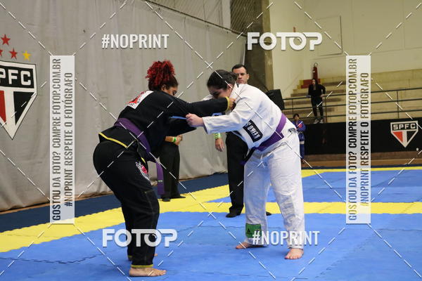 Buy your photos of the eventfight friends on Fotop