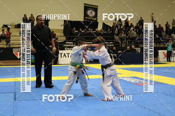 Buy your photos of the eventfight friends on Fotop