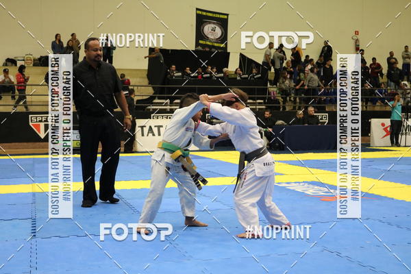 Buy your photos of the eventfight friends on Fotop