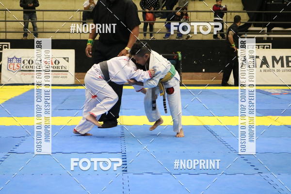 Buy your photos of the eventfight friends on Fotop