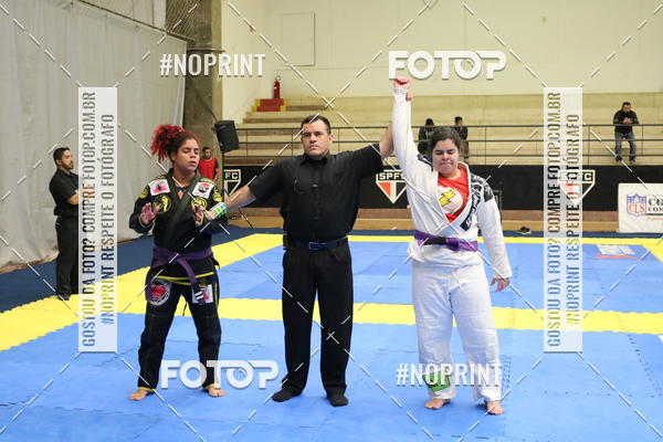 Buy your photos of the eventfight friends on Fotop