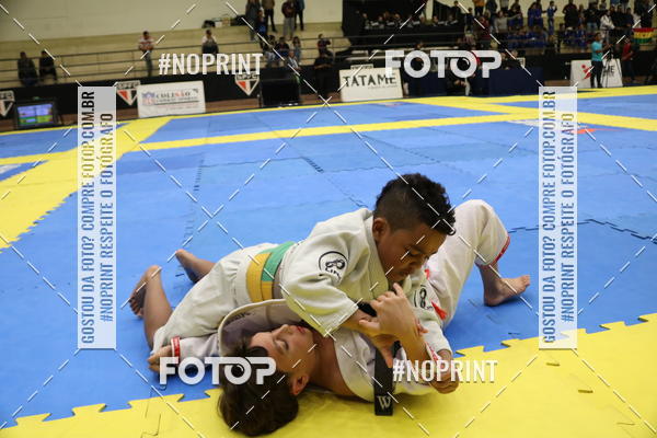 Buy your photos of the eventfight friends on Fotop