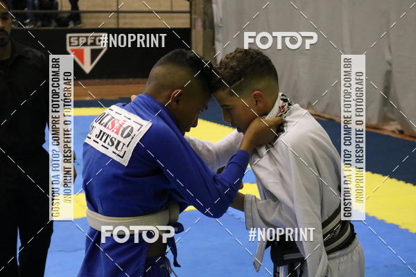 Buy your photos of the eventfight friends on Fotop