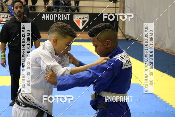 Buy your photos of the eventfight friends on Fotop