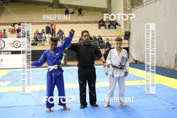 Buy your photos of the eventfight friends on Fotop