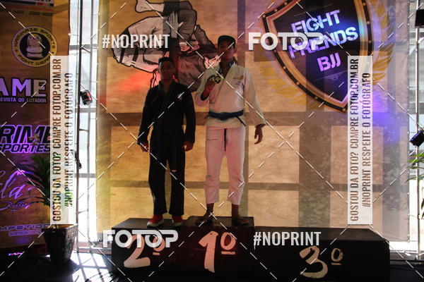 Compre suas fotos do eventofight friends no Fotop