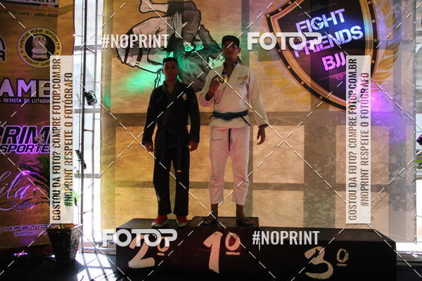 Compre suas fotos do eventofight friends no Fotop