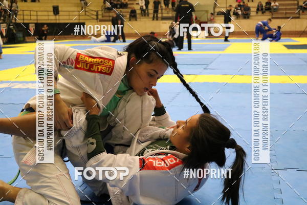 Buy your photos of the eventfight friends on Fotop