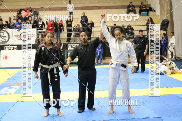 Buy your photos of the eventfight friends on Fotop