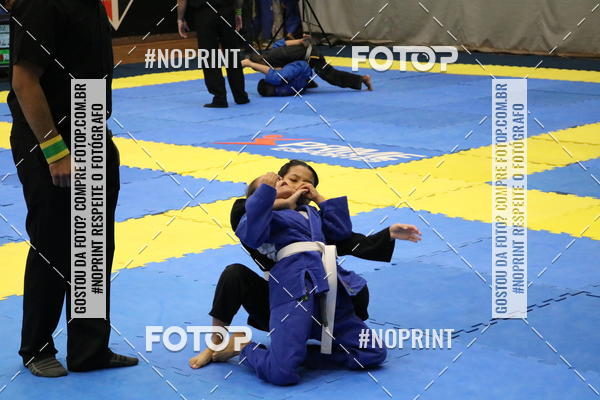 Buy your photos of the eventfight friends on Fotop