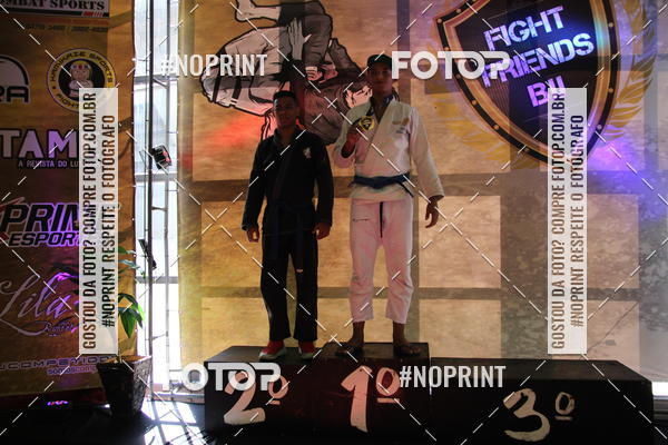 Compre suas fotos do eventofight friends no Fotop