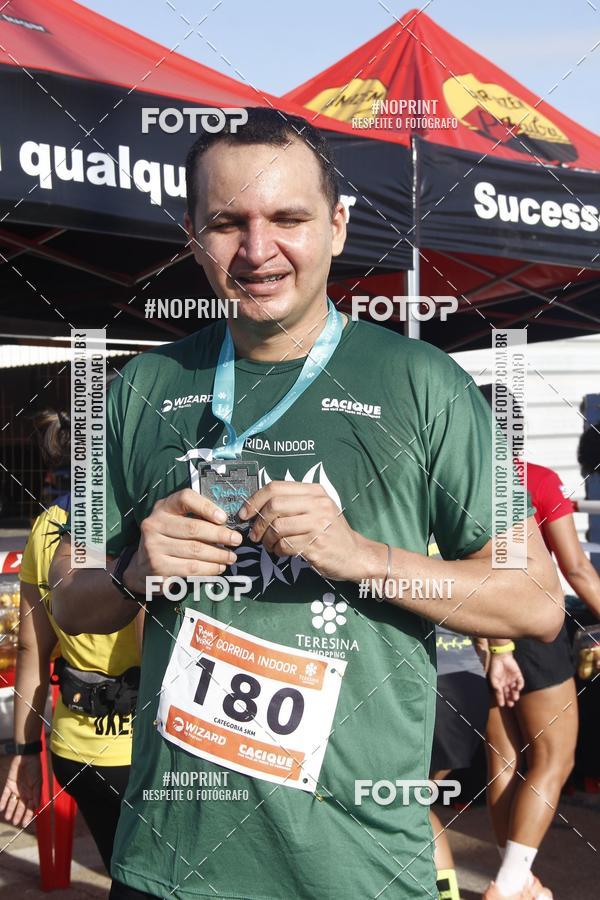 Buy your photos of the eventCORRIDA INDOR PRAIA DE VERO TERESINA SHOPPING on Fotop