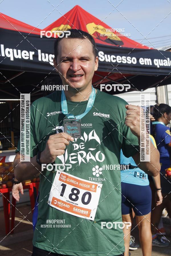 Buy your photos of the eventCORRIDA INDOR PRAIA DE VERO TERESINA SHOPPING on Fotop