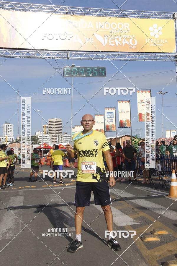Buy your photos of the eventCORRIDA INDOR PRAIA DE VERO TERESINA SHOPPING on Fotop