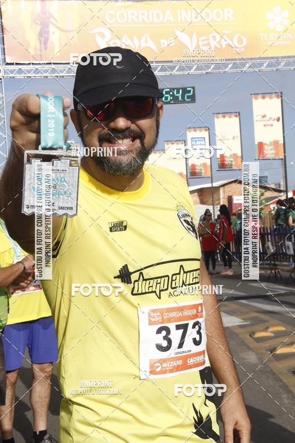 Buy your photos of the eventCORRIDA INDOR PRAIA DE VERO TERESINA SHOPPING on Fotop