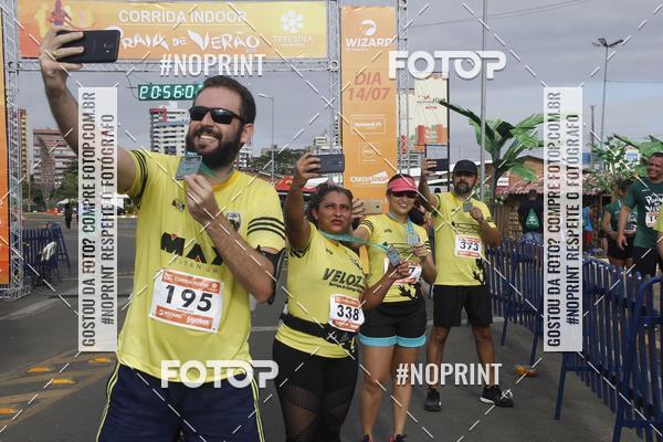 Buy your photos of the eventCORRIDA INDOR PRAIA DE VERO TERESINA SHOPPING on Fotop