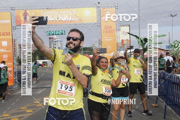 Buy your photos of the eventCORRIDA INDOR PRAIA DE VERO TERESINA SHOPPING on Fotop