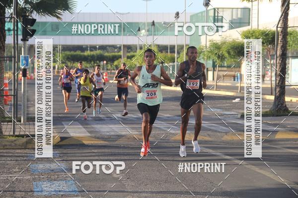 Buy your photos of the eventCORRIDA INDOR PRAIA DE VERO TERESINA SHOPPING on Fotop